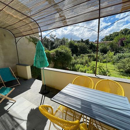 Gite Avec Terrasse Saint-Saturnin  Eksteriør bilde